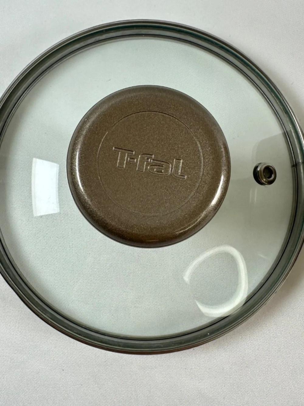 T-Fal Excite Non-Stick Line, 2 Quart Saucepan With Lid, Metallic Bronze, Single.
